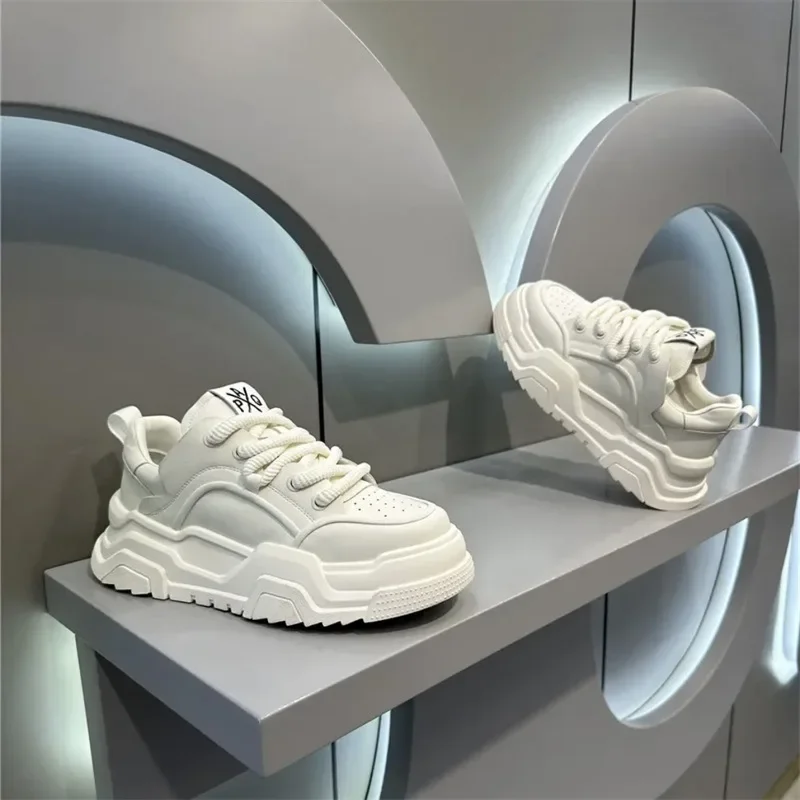 Designer Style Men Shoes White - Mens Fashion Trainers 2025 评论和价格