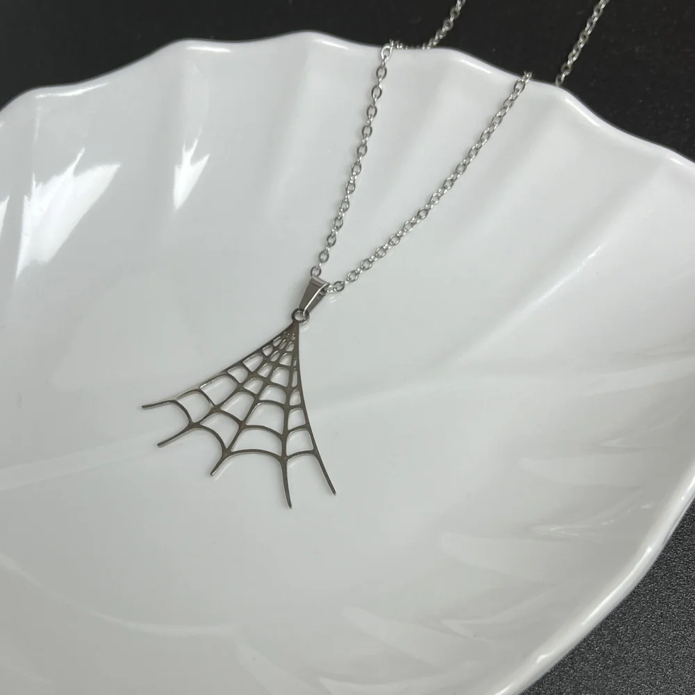 Stainless Steel Necklace Spide - Men'S Fashion Today 评论和价格