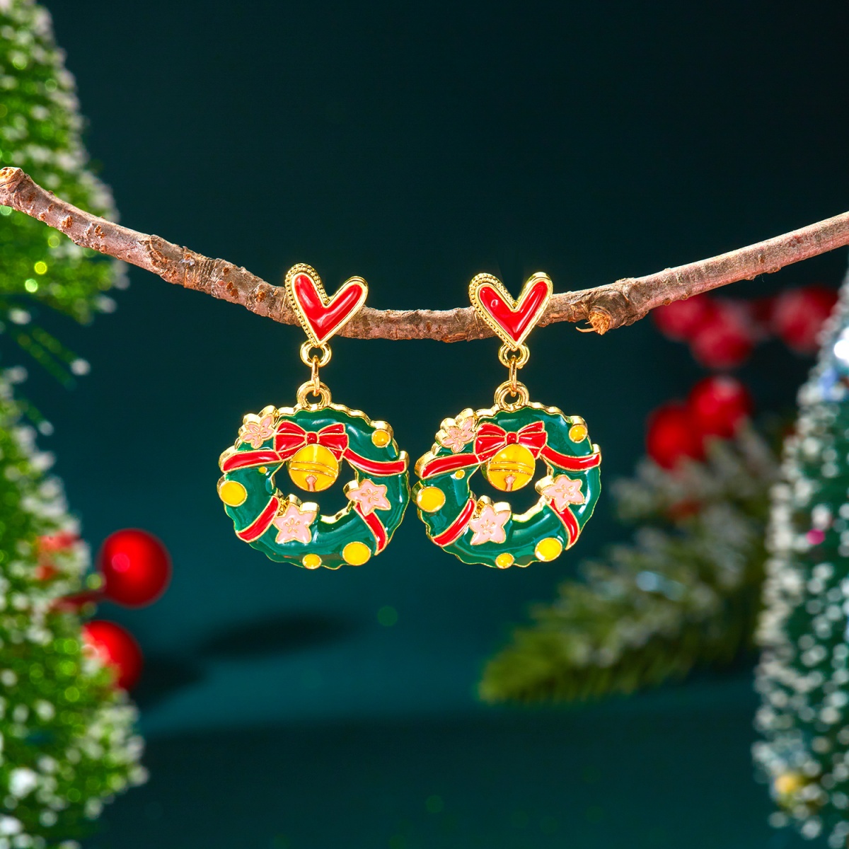 Christmas Enamel Earrings Red  - Mens Xmas Fashion 评论和价格